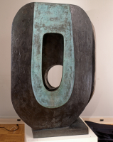 Barbara%20Hepworth%2C%20%3Cb%3E%3Ci%3E%20Dual%20Form%3C%2Fi%3E%3C%2Fb%3E%2C%201965%2C%20bronze%2C%20Museum%20Purchase%3A%20Building%20Fund%20and%20Dayton%20Corporation%20Foundation%2C%20%26%23169%3B%20artist%20or%20other%20rights%20holder%2C%2070.21